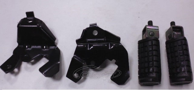 COPPIA POGGIAPIEDI APRILIA SCARABEO 50-100 2T/4T / RESTYLING-STREET AP8793052