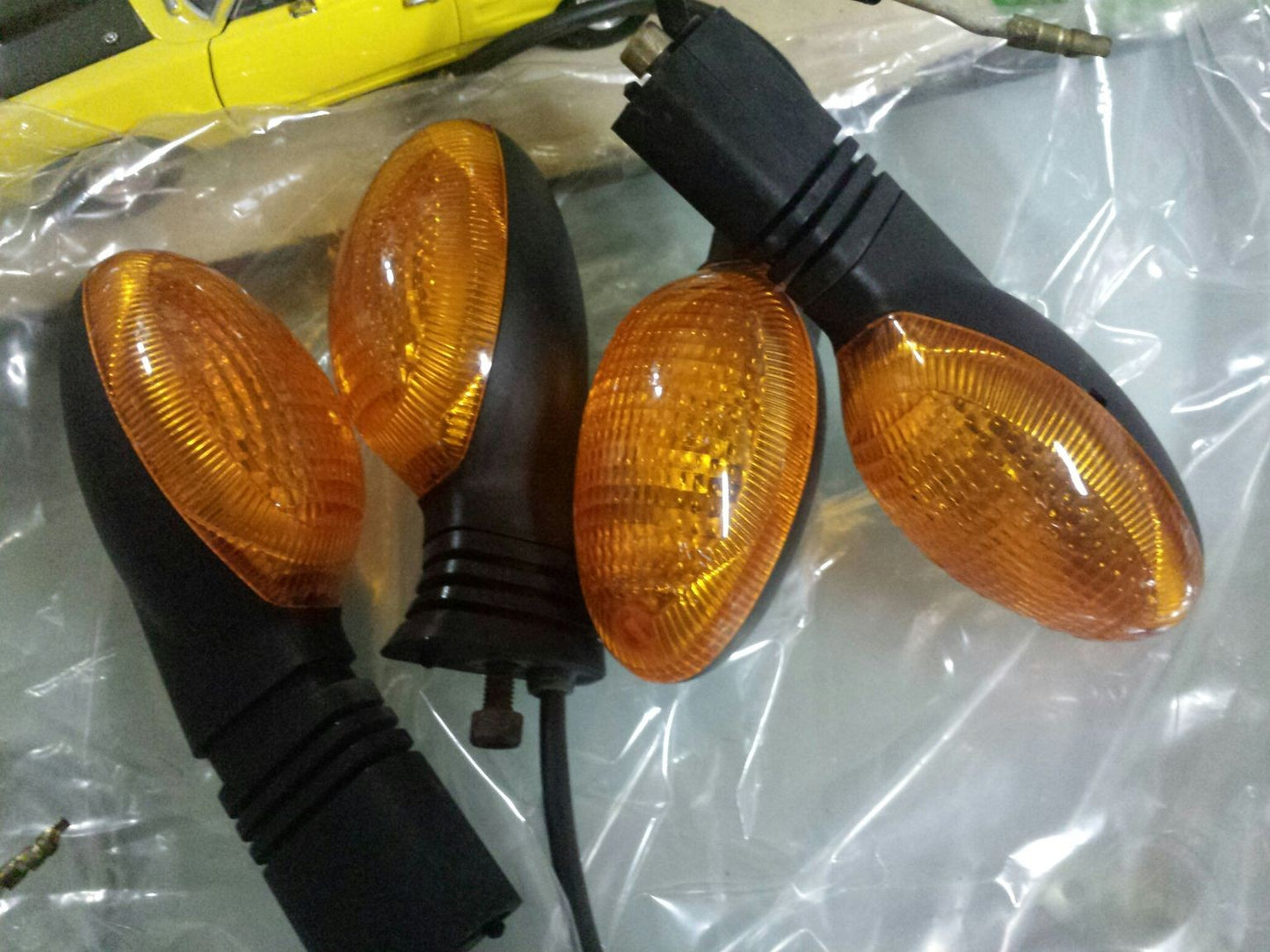 frecce laterali complete originali ducati monster corte e lunghe