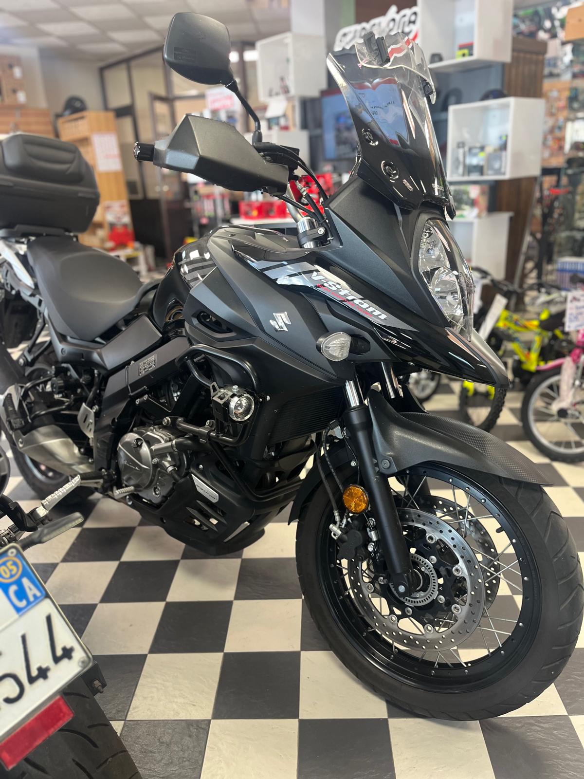 SUZUKI V-STROM 650 2019 8290 KM