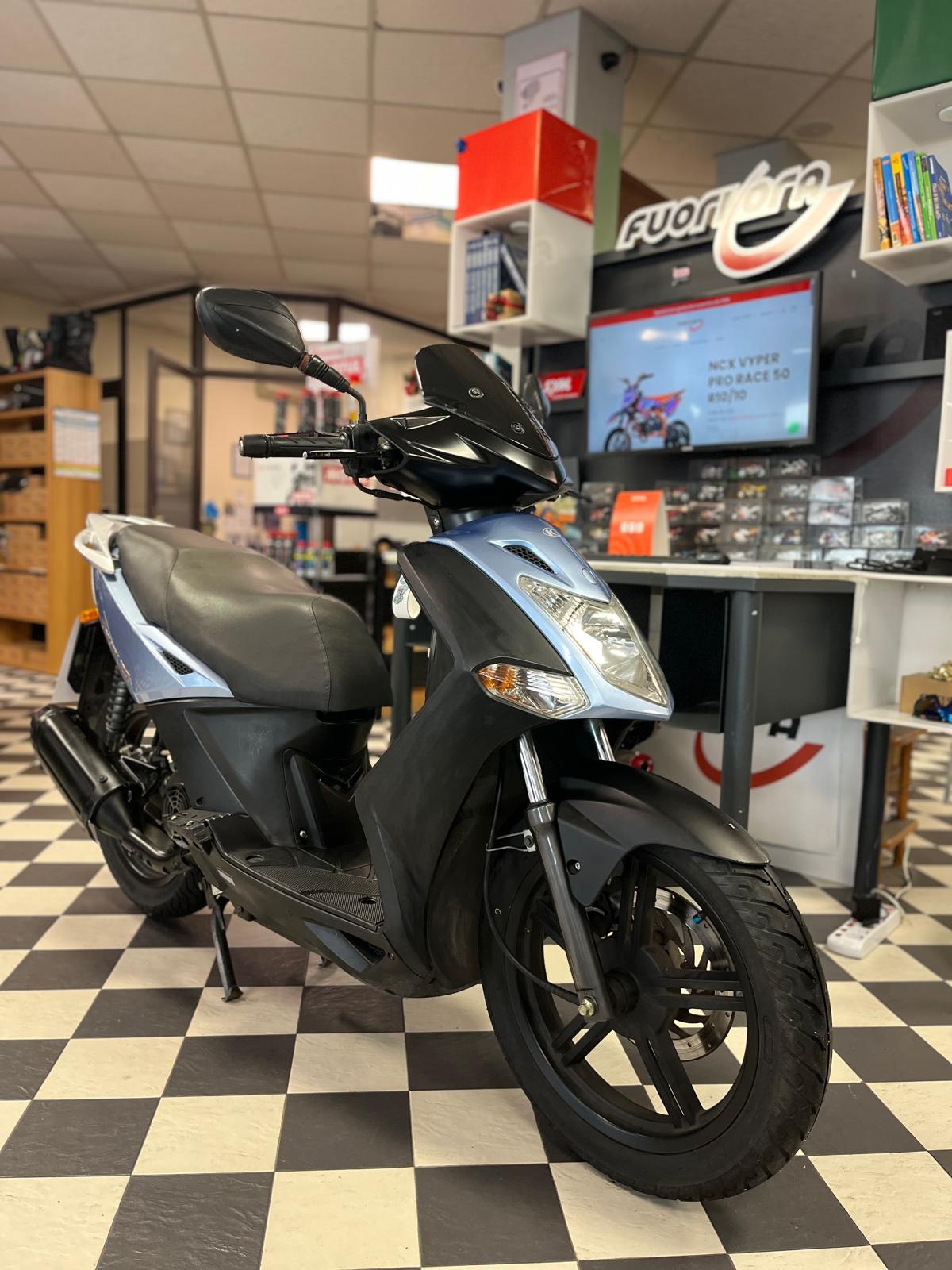 KYMCO AGILITY 125 R16 – Fuoriora