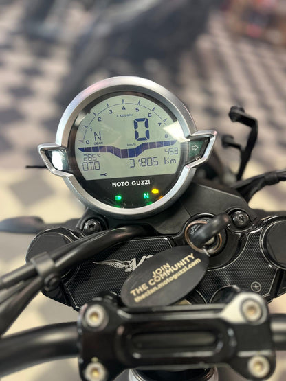 Moto Guzzi  V7 stone 850 CENTENARIO 100