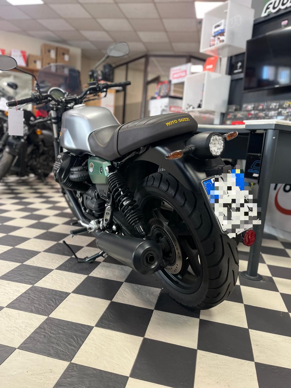 Moto Guzzi  V7 stone 850 CENTENARIO 100