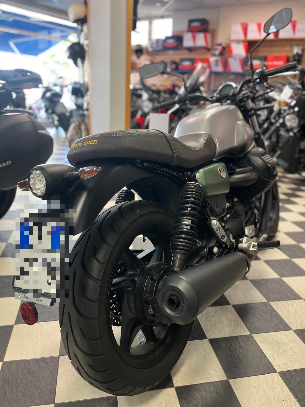 Moto Guzzi  V7 stone 850 CENTENARIO 100