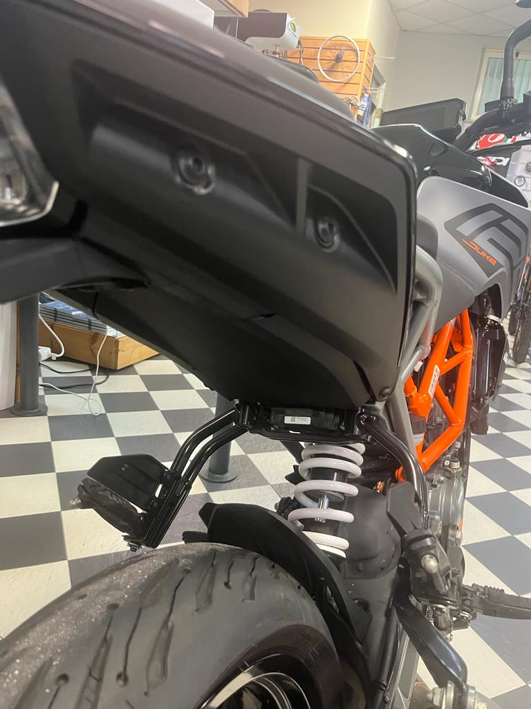 KTM DUKE 125 2022