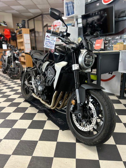 HONDA CB 1000 R