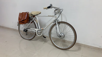 Pedal assisted electric bike 28
